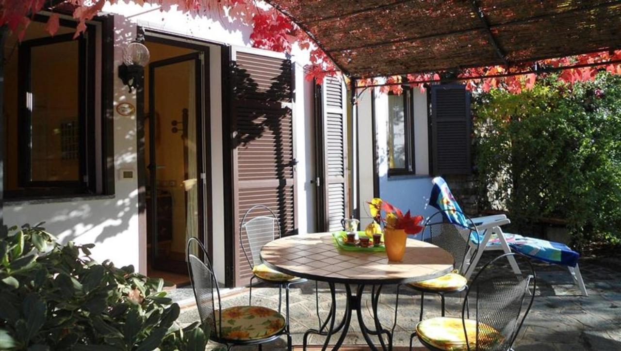 Casa Gialla Imperia Eksteriør billede