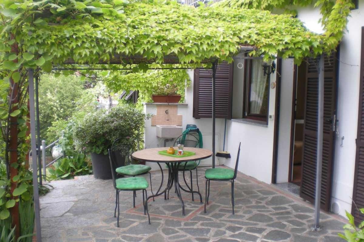 Casa Gialla Imperia Eksteriør billede